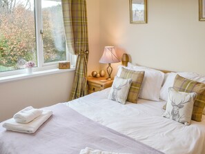 4 間睡房、免費 Wi-Fi、床單