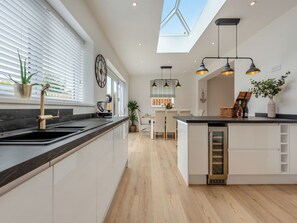 Dishwasher, high chair - 3 bedroom accommodation in Square and Compass, near Haverfordwest (Square and Compass, near Haverfordwest)