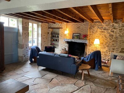 Maison de Campagne au Calme Avec Piscine