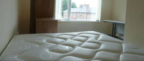 2 Schlafzimmer, Bettwäsche