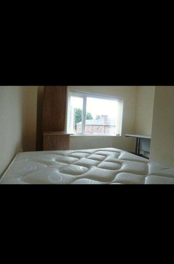 2 habitaciones y ropa de cama