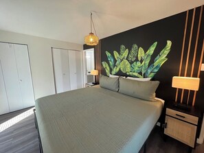 2 bedrooms, iron/ironing board, WiFi, bed sheets