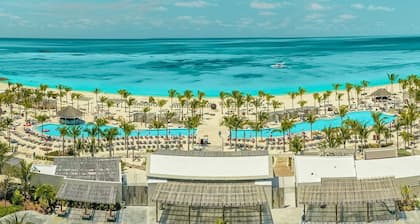 Newly Remodeled Panoramic Ocean View 2 Bedroom Condo