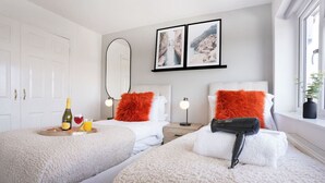 Spa - Stylish House • Sleeps 6 • Driveway Parking • Garden • Fast Wifi • Self-Check-In • Yoko Property (Coventry)