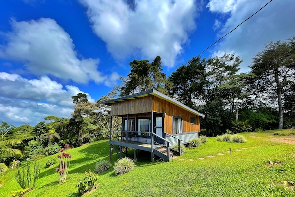 Deluxe Cabin | Individually decorated, individually furnished, free WiFi, bed sheets