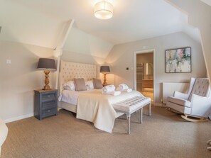 6 室のベッドルーム、WiFi (無料)、ベッドシーツ、車椅子でアクセスできる設備