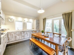Dishwasher - 4 bedroom accommodation in Sandsend, near Whitby (Sandsend, near Whitby)