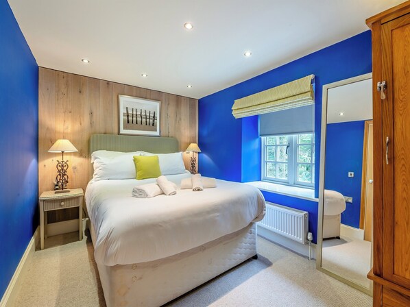 4 bedrooms, free WiFi, bed sheets