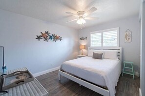 2 bedrooms, iron/ironing board, travel cot, WiFi