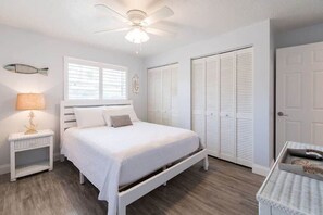 2 chambres, fer et planche à repasser, lit parapluie, Wi-Fi