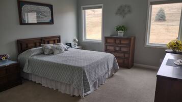 2 Schlafzimmer, BĂŒgeleisen/BĂŒgelbrett, Reisekinderbett, kostenloses WLAN