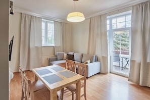 Appartement Exclusif | 1 chambre, fer et planche à repasser, Wi-Fi gratuit, draps fournis