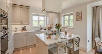 3 bedroom accommodation in Ruswarp, near Whitby