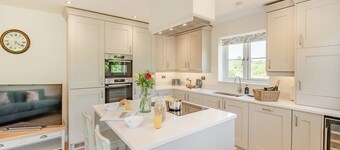 3 bedroom accommodation in Ruswarp, near Whitby