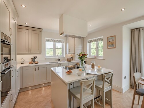 3 bedroom accommodation in Ruswarp, near Whitby