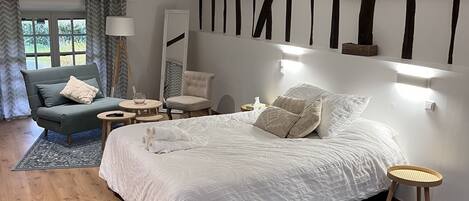 5 chambres, bureau, fer et planche à repasser, Wi-Fi gratuit