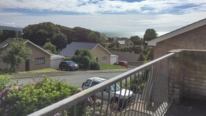 Unclassified image, 4 of 31, button - 2 bedroom accommodation in Barmouth (Barmouth)
