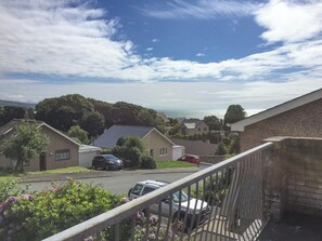 Property grounds - 2 bedroom accommodation in Barmouth (Barmouth)