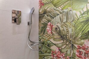 Bathroom - Villa Sunflower Alghero (ALGHERO)