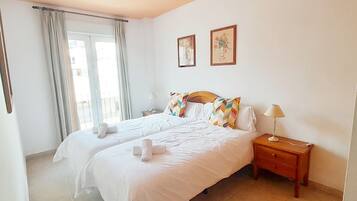 1 bedroom, in-room safe, iron/ironing board, travel cot