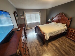 3 bedrooms, WiFi, bed sheets