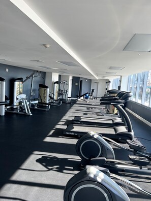 Fitness facility - New apartment in Downtown Miami (Miami)
