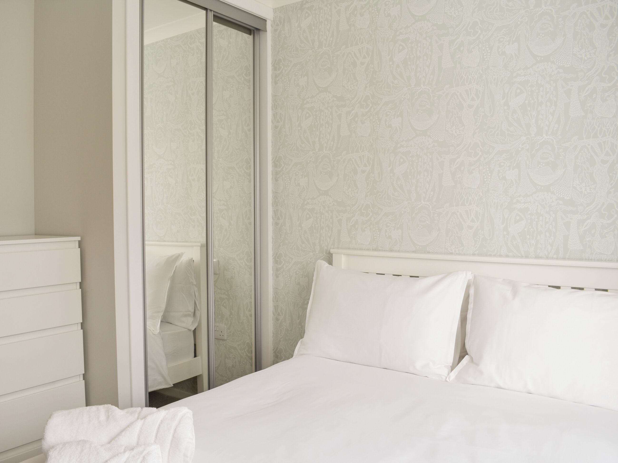 3 bedrooms, free WiFi, bed sheets