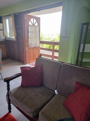 Smart TV - Breathtaking Piton views, alluring sunsets over Caribbean Sea 5 min from beach (Choiseul)