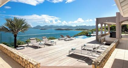 Villa rénovée, véritable havre de paix avec vue exceptionnelle, 1 min des plages