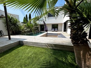 Utomhuspool