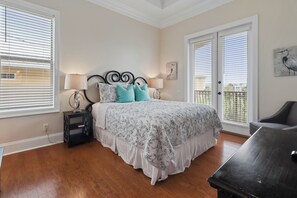 7 Schlafzimmer, Bügeleisen/Bügelbrett, Reisekinderbett, WLAN