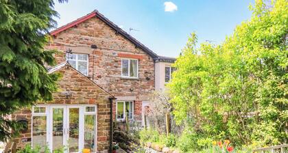 3 bedroom accommodation in Kirkby Thore in the Eden Valley, Cumbria