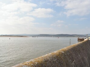 Miscellaneous - Raleigh Cottage has been newly renovated in 2023 offering three bedrooms. (Exmouth)