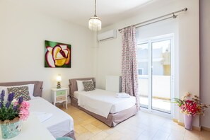 2 Schlafzimmer, Schreibtisch, schallisolierte Zimmer