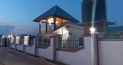 MAXJEN HAVEN GUEST HOUSE