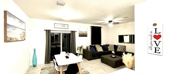 Modern comfortable brand new home in South Florida