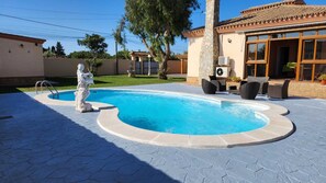 Piscina a l'aire lliure