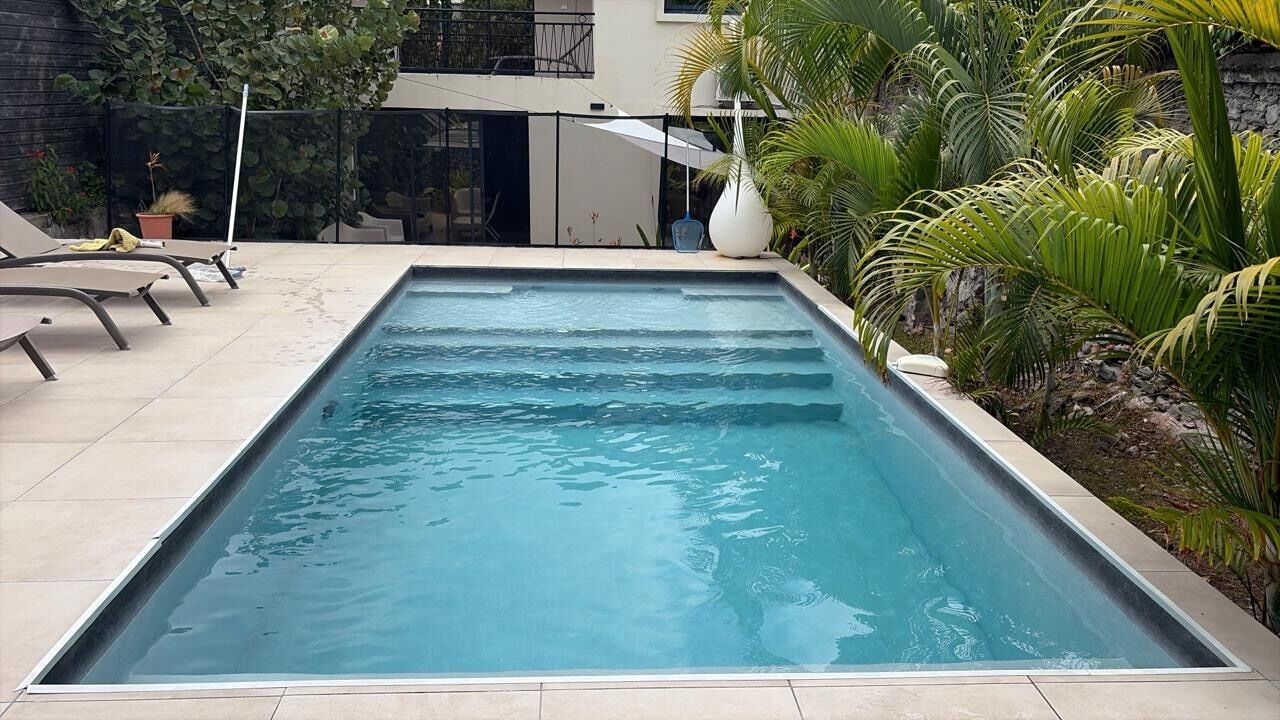 泳池