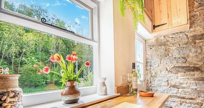 2 bedroom accommodation in Knighton