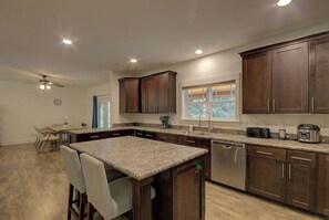 Fridge, microwave, oven, stovetop - Lazy Bear - HotTub, Pet Friendly, Firepit, Game Room,Private home close to AVL. (Fairview)