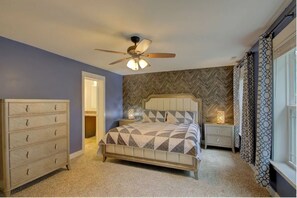 5 bedrooms, iron/ironing board, free WiFi, bed sheets