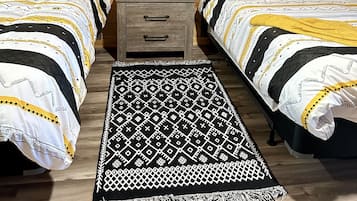 1 habitación, wifi y ropa de cama