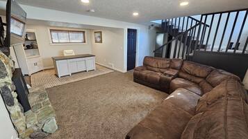 TV connectée, cheminée