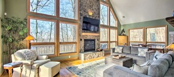 Welcome to Winterhaven!  5BR/4BA .5mi from lodge!