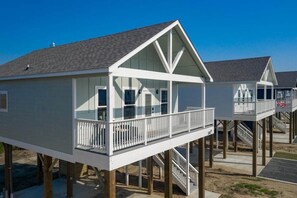 Exterior - Relaxing villa | Steps from beach | Amenities (Bolivar Peninsula)