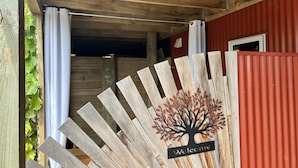 Exterior detail - 1 Bedroom Peaceful Space used for Wellness Retreats (Diamond Harbour)