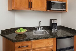Coffee/tea maker - Shadow Ridge I - The Villages (Studio) (Palm Desert)