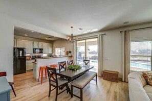 Dining - Sun, Swim, Golf, Eat Repeat! (Queen Creek)