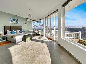 Doppia Deluxe | Biancheria da letto di alta qualità, minibar, con stile personalizzato