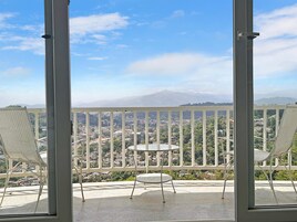 Deluxe Double Room | City view